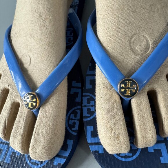 TORY BURCH Thin Flip Flop in Navy Mixed Logo - Picture 4 of 11